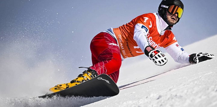 PŚ w snowboardzie - zwycięstwo Kwiatkowskiego w szwajcarskim Scuol-3124