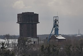 Pięcioletnie urlopy i nawet 170 tys. zł odprawy. Zmiany dla dużej grupy-9612