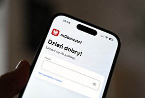 Rządowa aplikacja z nową funkcją. Skorzystają z niej setki tysięcy Polaków-10017
