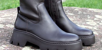 Jak wybrać botki damskie skórzane, które będąwygodne i trwałe