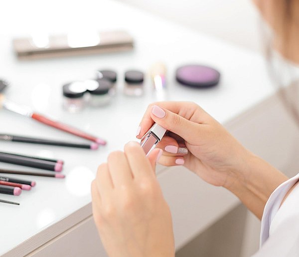 Nie używaj tych kosmetyków. GIS ostrzega przed produktami-10003