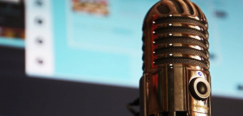 Jak budować markę eksperta? Rola podcastów wideo w promocji biznesu